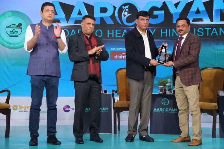 Best Physician Award to Dr. Arvind Minz Zee Hindustan Aarogyam